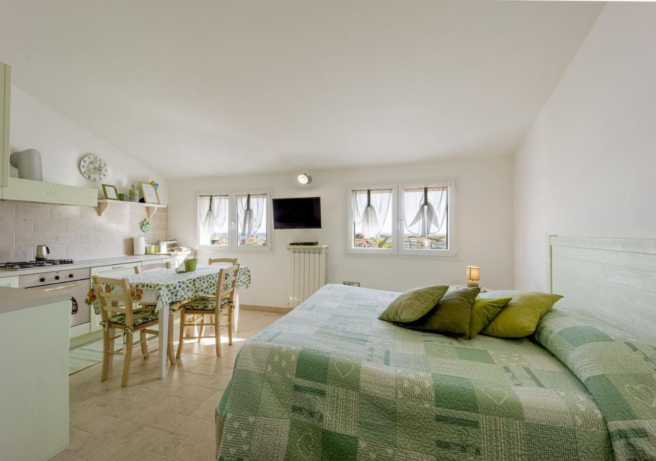 Agriturismo Le Girandole Диано Марина Екстериор снимка